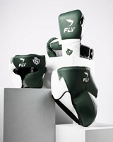 Ensemble de boxe Fly de haute qualité en gros, kit de boxe Fly professionnel en cuir véritable, ensemble de sparring Fly personnalisé