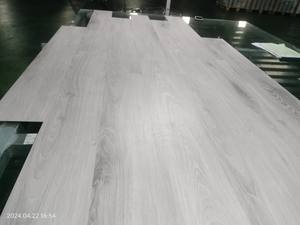 Suelos SPC Comerciales, Fabricante Vietnamita, Vinilo de Núcleo Rígido de Alta Resistencia - Product Image 6