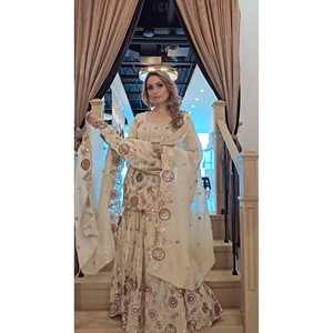 เสื้อผ้าดีไซเนอร์อินเดียและปากีสถาน ชุดออกงานหรูหรา พร้อมกางเกงชารารา ปาลาซโซ และผ้าคลุมไหล่ - Product Image 3