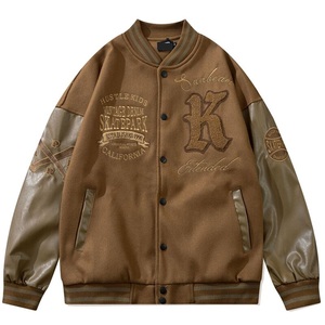 Blouson universitaire Hustle Kids en denim vintage rouge et beige avec patch lettre K brodé, coupe classique pour homme, idéal pour le skatepark, collection automne - Product Image 4