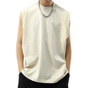 เสื้อกล้ามคอกลมผู้ชาย สีพื้น ผ้าถัก สไตล์ลำลอง ดีไซน์คอกลม สีเหลือง เสื้อกล้ามผู้ชาย - Product Image 1
