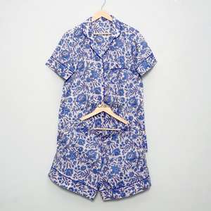 Ensemble de pyjama décontracté pour femmes en coton à col en V avec cordon de serrage, doux, respirant, séchage rapide, manches courtes, avec poche sur le haut, sexy, été - Product Image 1