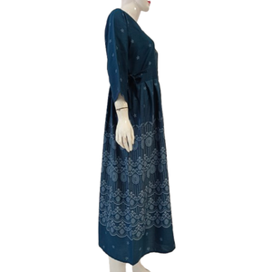 Robe décontractée pour femmes très demandée, à manches longues et col carré, par Chrysanta - Product Image 2