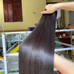 Cabello humano sin procesar vietnamita recto de hueso sedoso que teje pelucas delanteras de encaje de color personalizado y paquetes de cabello de primer nivel duradero - Product Image 2