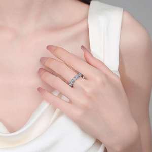 Anillos Rectangulares Biselados de Moissanita de 3mm en Plata de Ley S925, Chapados en Oro Rosa, con Engaste de Puntas, Joyería Elegante Unisex - Product Image 4