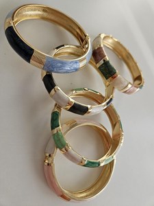 Ensemble de bracelets traditionnels faits à la main en résine et laiton, élégants bracelets de créateur pour un usage quotidien et pour les soirées, pour femmes - Product Image 3