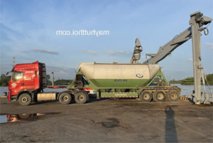 High Efficiency Industrial Continuous Cement Ship Unloader Heavy Duty Equipment for Port Bulk <b>Material</b> <b>Handling</b> System - Product Image 4