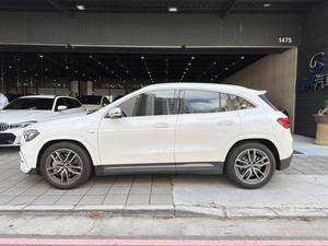 Mercedes-Benz GLA 35 AMG 2021 Usado - Product Image 2