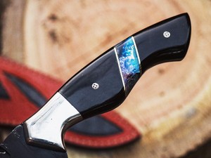 Couteau Bowie DIY OEM fait main de 15 pouces, lame en acier au carbone avec revêtement noir au poudre et lignes blanches, manche en corne avec étui en cuir - Product Image 5