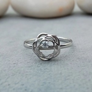 Bague de fiançailles, de mariage et d'anniversaire en diamant moissanite VVS ovale fantaisie sur mesure, 4 carats, en argent sterling, garantie 100% satisfaction - Product Image 1