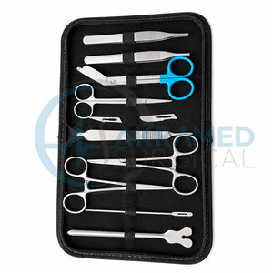 Juego de 18 Instrumentos de Cirugía Menor de Acero Inoxidable con Acabado Satinado, Reutilizables, Certificados por la CE, con Estuche - Product Image 4