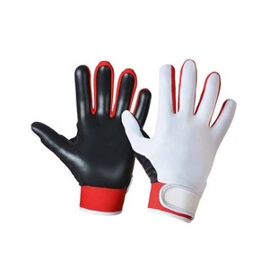 Guantes Gaélicos Personalizados de Alta Calidad con su Propio Logotipo, Guantes de Fútbol Americano Gaélico Impresos Personalizados - Product Image 1