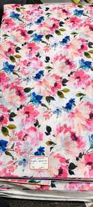 ผ้าใบลายดอกไม้ Blossom Breeze ผสมโพลีเอสเตอร์ 100% สำหรับทำกระเป๋าฤดูร้อน เนื้อผ้านุ่ม สีชมพูโรสโกลว์ - Product Image 1