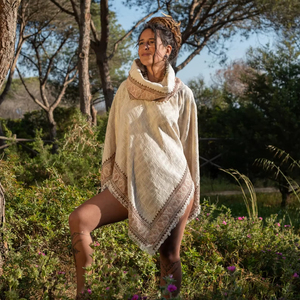 ผ้าคลุมฮู้ดลายชนเผ่า ผ้าคลุมพิธีกรรม ผ้าคลุมฮู้ดสไตล์โบฮีเมียน ผ้าคลุมแบบดั้งเดิมสำหรับกิจกรรมกลางแจ้งและการเดินทาง - Product Image 1