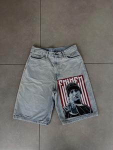 Shorts en jean brodés, déchirés, délavés à l'acide, avec logo personnalisé, patchwork, bords bruts, qualité durable, respirant, style urbain - Product Image 2