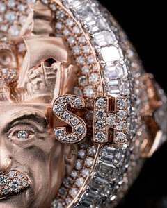 แหวนฮิปฮอปผู้ชายสั่งทำพิเศษหรูหราพร้อมโลโก้ เพชรโมอิสซาไนต์ S925 แหวนพลอยโมอิสซาไนต์สำหรับผู้ชาย - Product Image 4