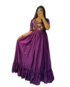 Salwar Kameez pakistanais de qualité supérieure pour femmes, vêtements de soirée, design de créateur, faux georgette brodé, viscose, personnalisable - Product Image 1