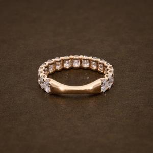 Anillo de eternidad con diamantes de corte ovalado en oro rosa, media eternidad, elegante anillo de aniversario para mujer, joyería fina para ella. - Product Image 3