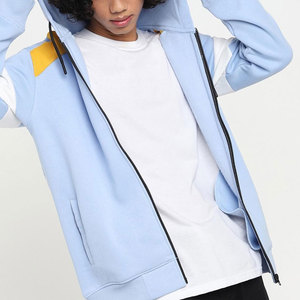 เสื้อฮู้ดดี้ผู้ชายสำหรับฤดูหนาว ขายส่ง ผ้าฝ้าย 100% เป็นมิตรกับสิ่งแวดล้อม ระบายอากาศได้ดี สีพื้นเรียบง่าย รับออกแบบโลโก้ตามสั่ง - Product Image 5