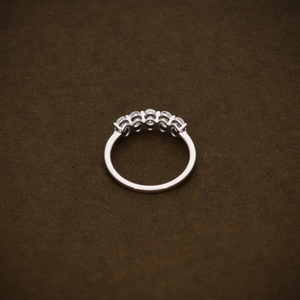 Anillo de compromiso con cinco diamantes ovalados creados en laboratorio, certificados, en oro blanco, amarillo y rosa, para ella. - Product Image 3