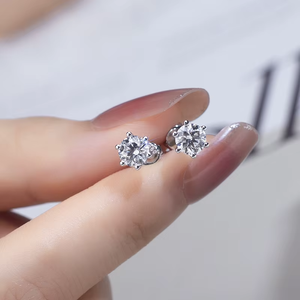 ต่างหูเพชรทรงกลมคลาสสิก หินแล็บ สำหรับผู้หญิง สวมใส่ได้ทุกวัน - Product Image 5