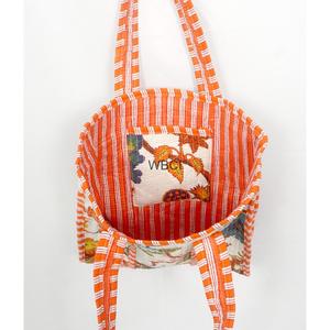 Bolso Tote Pequeño de Algodón Acolchado Hecho a Mano para Mujer, Hermoso Patrón a Rayas, Cierre Abierto, Asa Larga, para Compras - Product Image 4