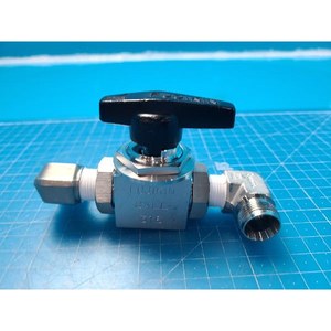 Diafragma de Válvula de Alta Pureza FUJIKIN 316L BALL 100412, Usado como Pieza de Repuesto para Equipos de Semiconductores Legacy - Product Image 5
