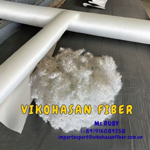 Copos de PET Reciclado 4D HD Blancos Huecos Secos Vikohasan Fabricante Fibra Discontinua Poliéster Certificado GRS Resistente a la Abrasión y al Fuego - Product Image 3