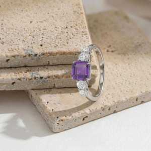 Bague de fiançailles en améthyste naturelle, argent sterling 925, améthyste carrée octogonale avec pierres latérales, cadeau de février - Product Image 5