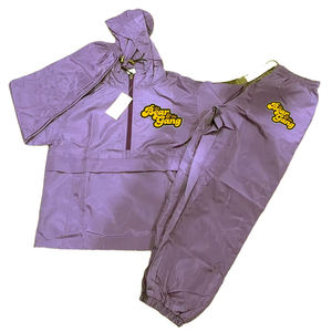 Ropa Deportiva Informal de Diseño Personalizado, Chándal para Entrenamiento y Jogging, Ropa Deportiva de Alta Calidad, Teñido Liso, 100% Nailon, Chándal Ligero - Product Image 1