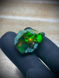Opale naturelle brute, couleur noire, pierre précieuse en vrac, 13,80 mm, forme irrégulière, pour la fabrication de bijoux - Product Image 3