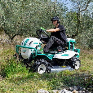 Compre a bajo precio la desbrozadora de jardín OREC RM982F 4WD Rabbit Ride On 2025 con envío gratis disponible a precio mayorista. - Product Image 5