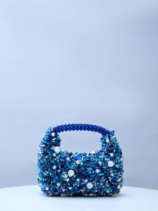 Bolso de Mano Personalizado con Bordado y Cuentas, Estilo Boho de Lujo, de Algodón Impermeable y Duradero, Lavable a Mano, con Botón, para el Día de San Valentín - Product Image 3