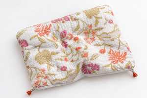 Floral Printed Quilted <b>Waterproof</b> Cotton <b>Laptop</b> <b>Sleeve</b> with Zipper Closure Protective Case for <b>Laptops</b> Classic Style <b>Laptop</b> Bags - Product Image 2