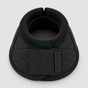 Protège-pattes pour chevaux sur mesure, offrant une matière en caoutchouc flexible, des bords renforcés et des couleurs attrayantes pour les marques équestres. - Product Image 4