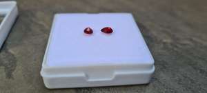 Spinelle rouge naturelle taille poire 4 mm, pierre précieuse des mines de Mahenge - Product Image 5