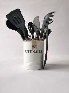 Porte-couverts en métal pour la maison et les cuisines de restaurant, offrant une solution fiable d'organisation des ustensiles - Product Image 4