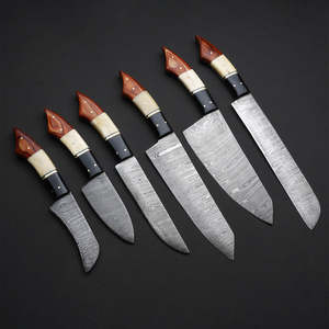 Ensemble de couteaux de chef en acier Damas forgé à la main, couteaux de cuisine à manche intégral en acier à haute teneur en carbone, ensemble professionnel de couteaux de boucher et de cuisine - Product Image 1