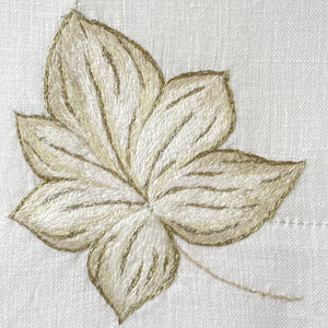 Ensemble de sets de table en lin 100% brodé de feuilles, blanc, avec serviette, lavable en machine, décoration de table pour la maison et les fêtes - Product Image 2