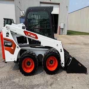 Chargeuse compacte Bobcat S450 à prix de gros pour la construction, l'aménagement paysager et les opérations agricoles, idéale pour le travail professionnel - Product Image 1