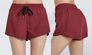 Shorts deportivos de yoga de doble capa para mujer, personalizados, con colores contrastantes, para correr. - Product Image 6