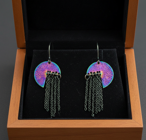 Boucles d'oreilles tendance en laiton PVD arc-en-ciel, breloques géométriques faites à la main, pampilles pendantes sans plomb, avec crochet de pêche, pour occasions festives - Product Image 5