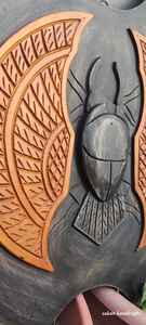 Escudo de Escarabajo Egipcio de Madera CH para Cosplay, Decoración de Madera Pulida para Halloween por Calvin Handicraft - Product Image 6