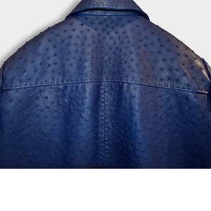 Chaqueta de cuero de avestruz para hombre, cazadora con textura de lujo, estilo aviador en relieve, piel de vaca auténtica, piel azul - Product Image 4
