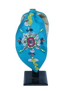 Serre-tête perlé turquoise pour festivals et concerts, accessoire de cheveux fait main avec sequins et cristaux, style bohème, pièce maîtresse pour festival - Product Image 1