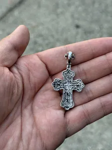 Custom Iced Out VVS Moissanite Criss Cross Pendant Christian Faith Pendant Religious Jewelry HipHop Pendant Rapper Bling Pendant - Product Image 3