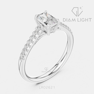 Bague de fiançailles en or blanc 14 carats avec diamant de laboratoire certifié IGI, taille radiant 0,66 carat, bijoux fins - Product Image 2