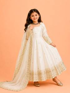 Nouvelle collection de magnifiques robes pour enfants, entièrement cousues, prêtes à porter, pour mariage et fêtes, à prix abordable - Product Image 2