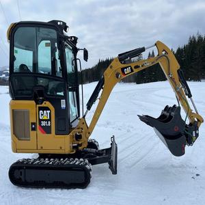 รถขุดตีนตะขาบ MINI CAT 301.8 มือสอง สำหรับงานก่อสร้าง เครื่องยนต์แข็งแกร่ง ระบบ PLC ประสิทธิภาพเชื่อถือได้ - Product Image 1