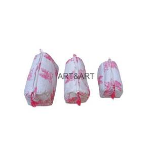 Personalized Cotton Water Resistant Zipper Large Capacity Tassel Pattern Quilted Cosmetic Bag Travel for Pouch - Product Image 1